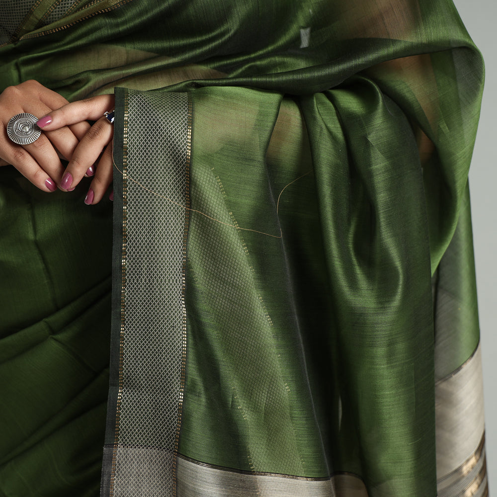 Green - Traditional Maheshwari Silk Handloom Saree with Thread & Zari Border 13