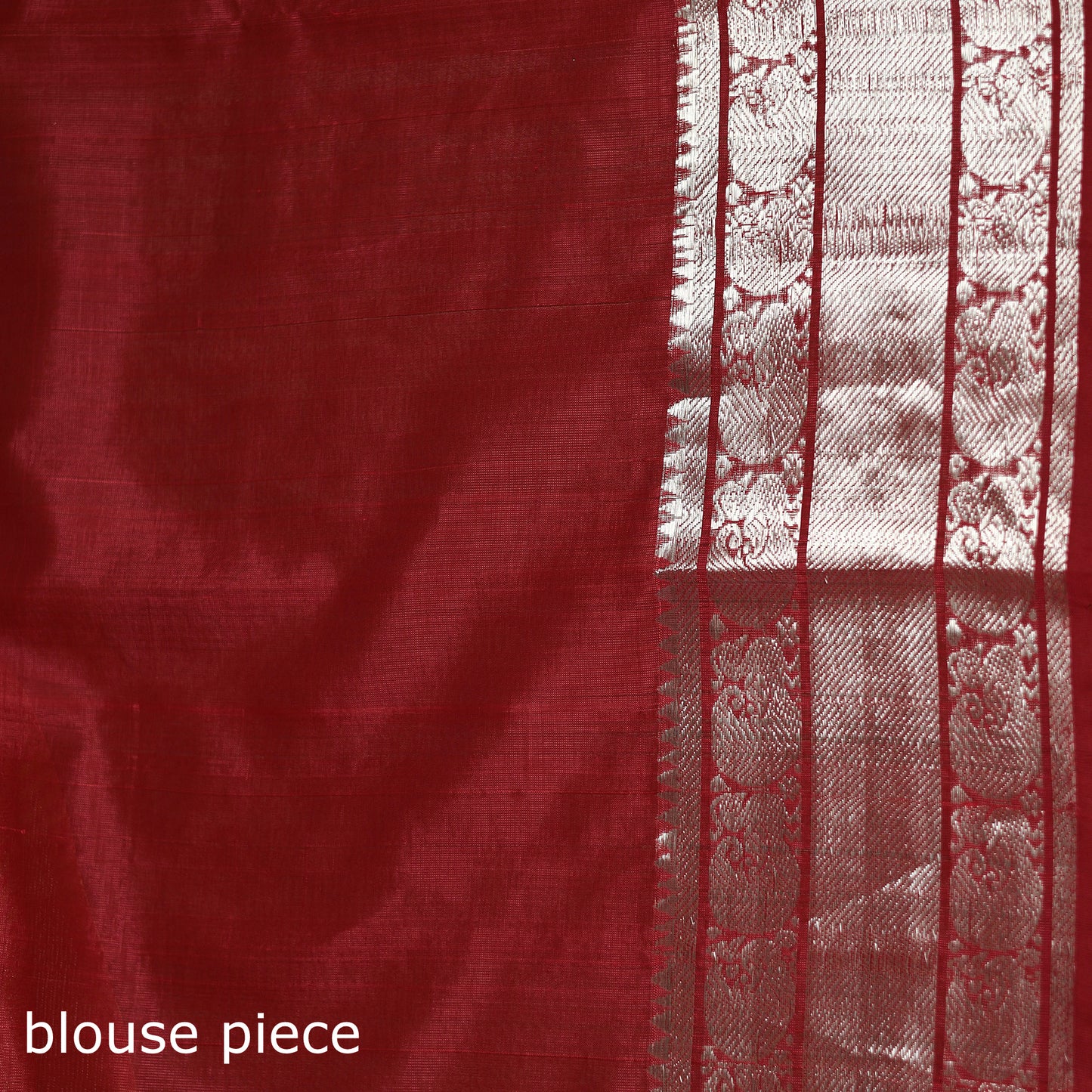 Red - Pure Handwoven Mangalagiri Silk Cotton Pattu Saree with Zari Border 11