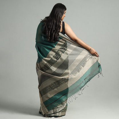 Green - Traditional Maheshwari Silk Cotton Handloom Saree with Thread Border 16