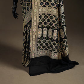 Kutch Bandhani Fine Georgette Banarasi Neem Zari Jaal Saree 05