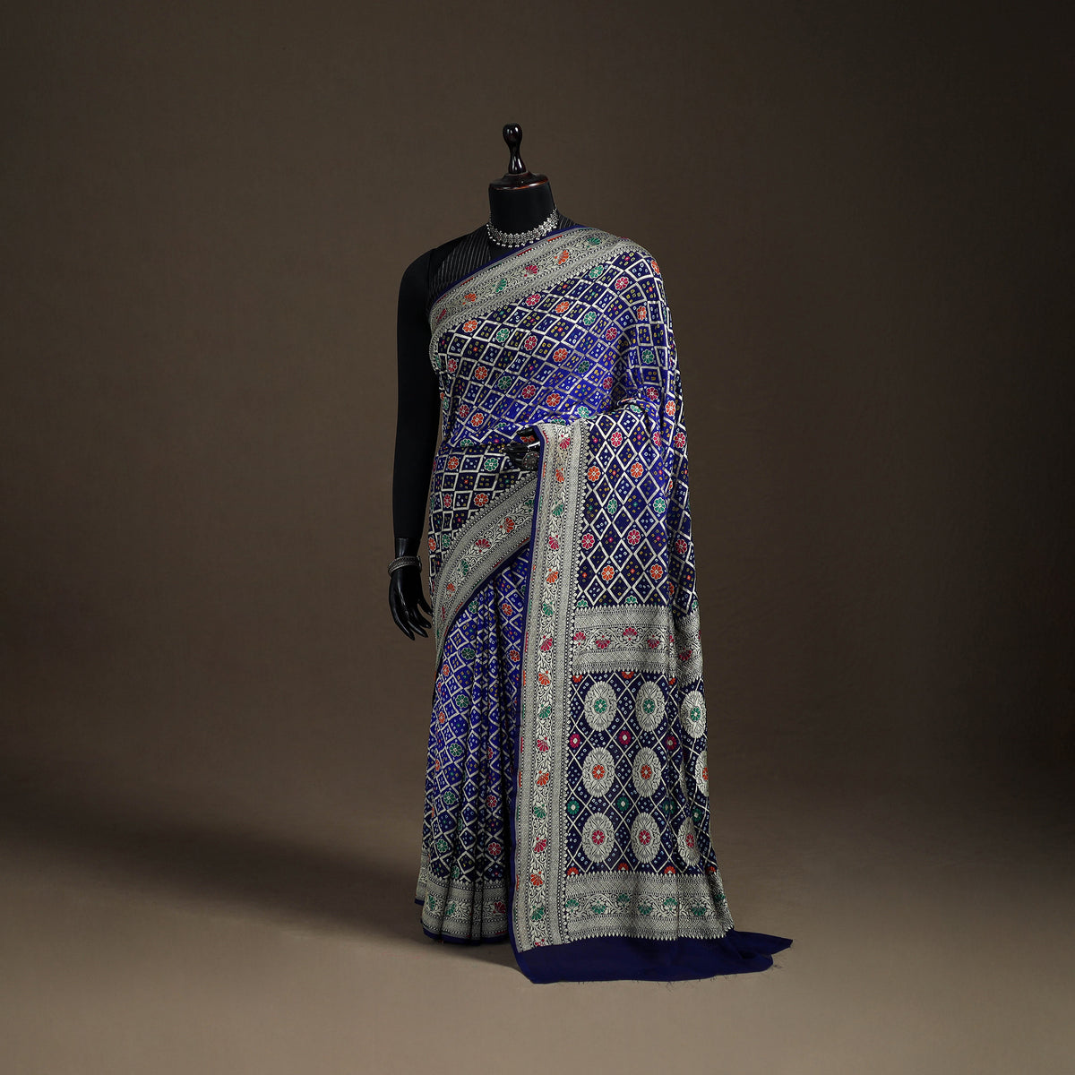 Kutch Bandhani Fine Georgette Banarasi Neem Zari Jaal Saree 09