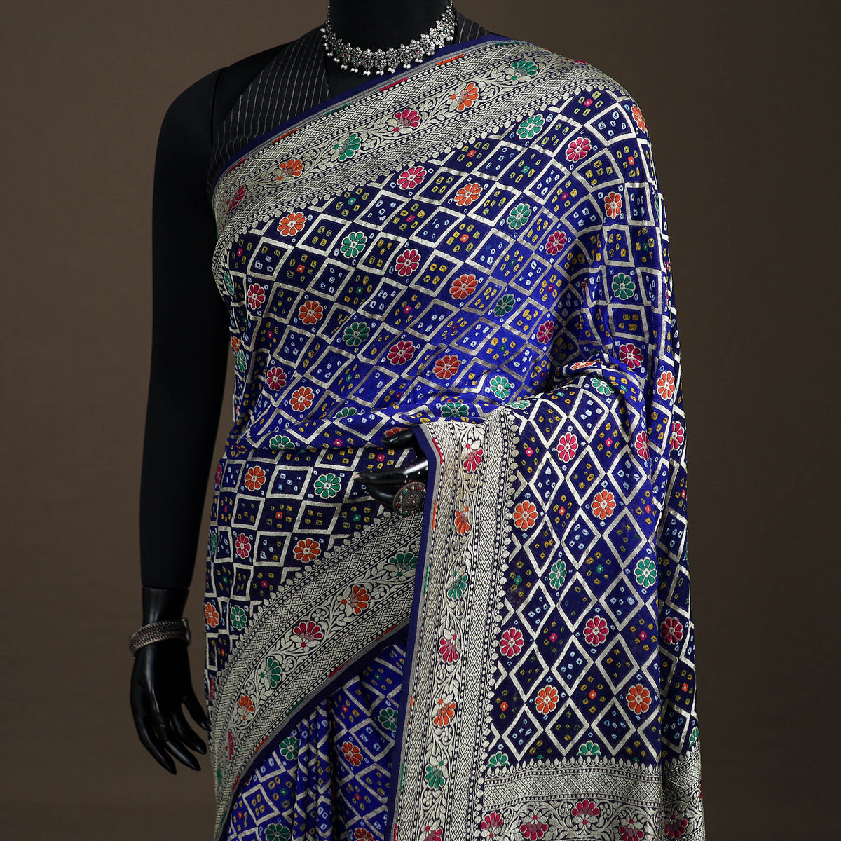Kutch Bandhani Fine Georgette Banarasi Neem Zari Jaal Saree 09