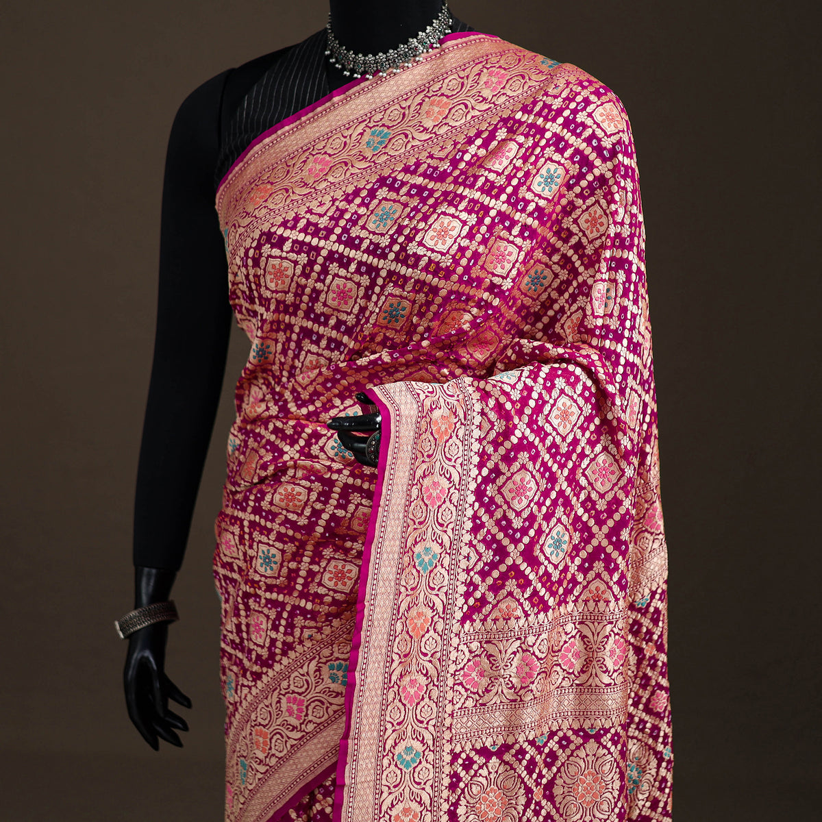 Kutch Bandhani Fine Georgette Banarasi Neem Zari Jaal Saree 10