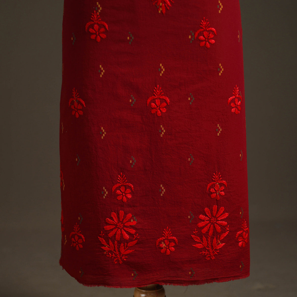 Lucknowi Chikankari Hand Embroidered Cotton Unstitched Kurta Material (2.5M) 23