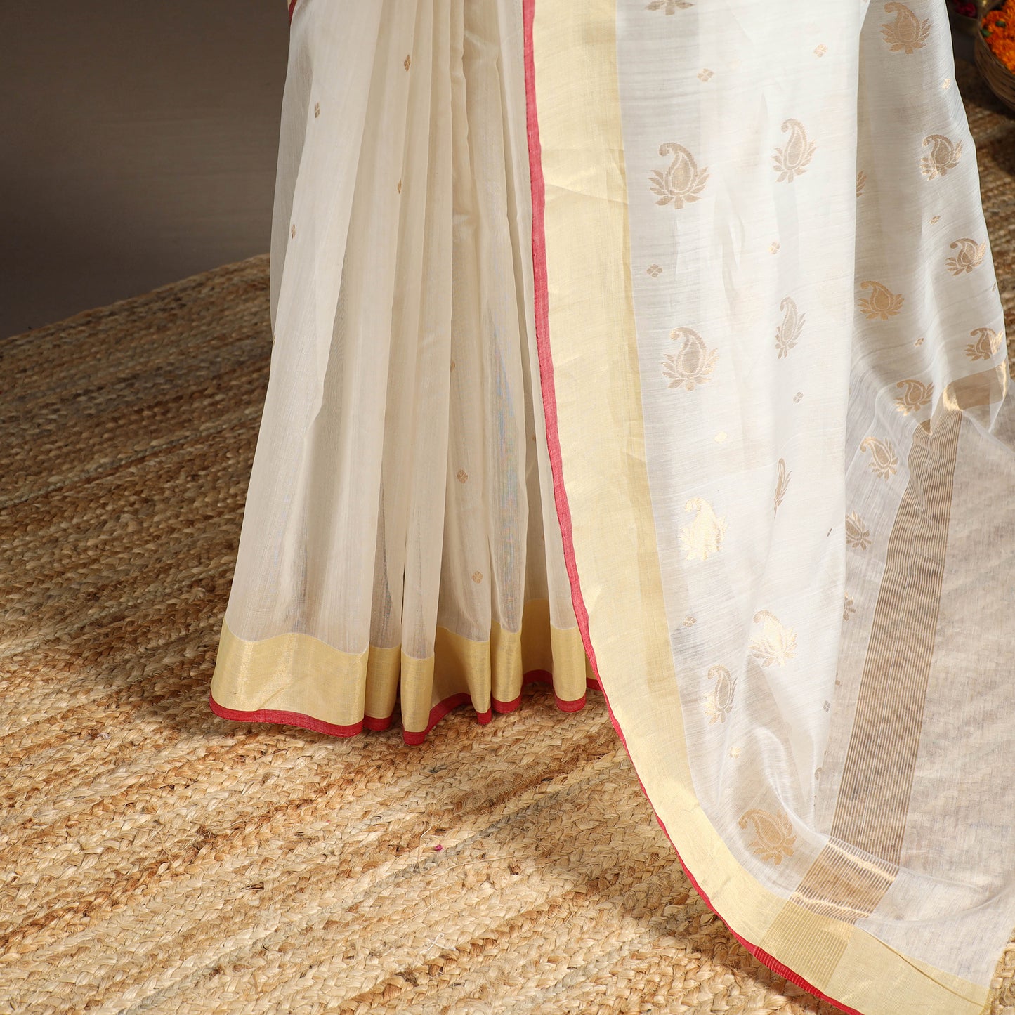 White - handloom zari work chanderi silk saree 23