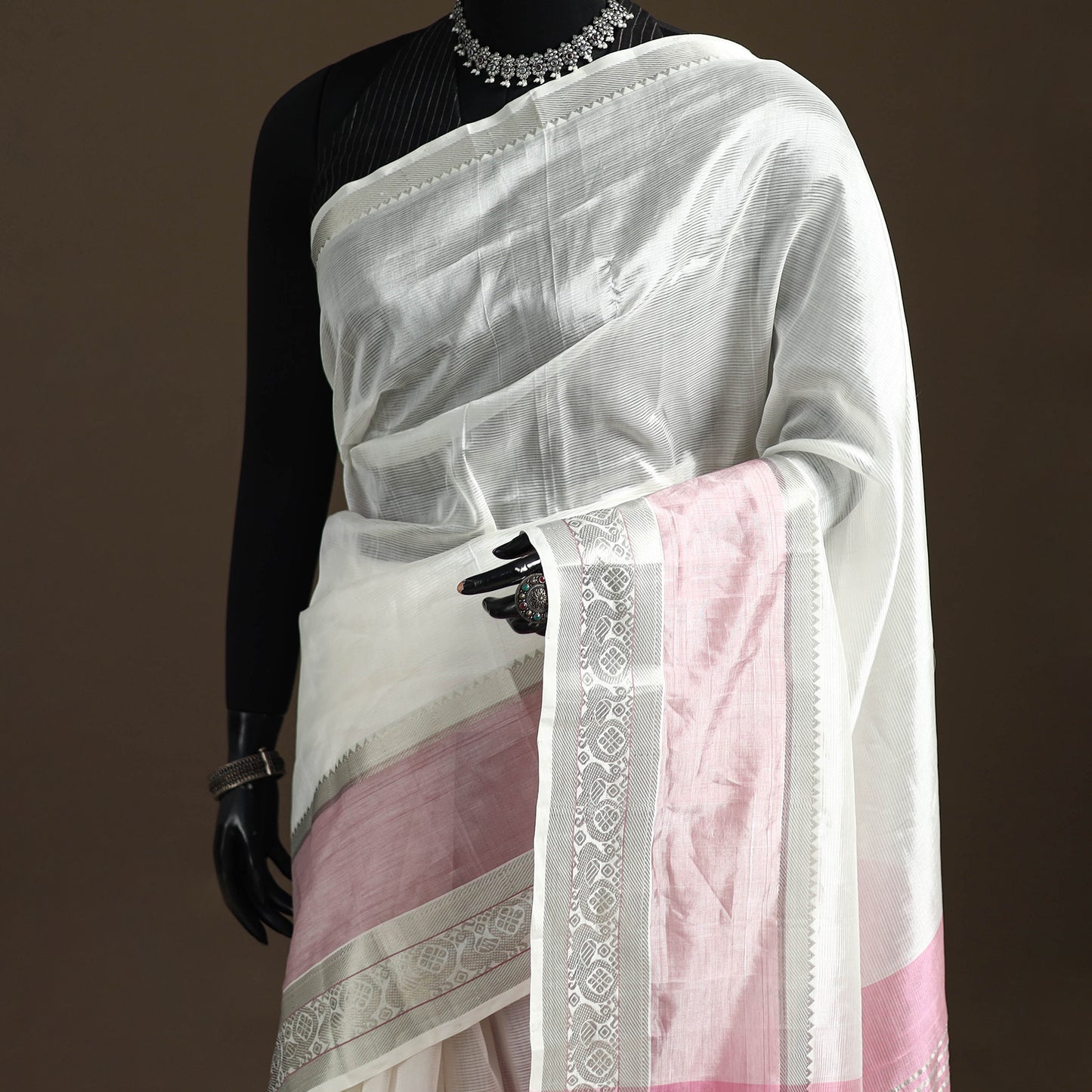 White - Pure Handwoven Mangalagiri Silk Cotton Pattu Saree with Zari Border 26