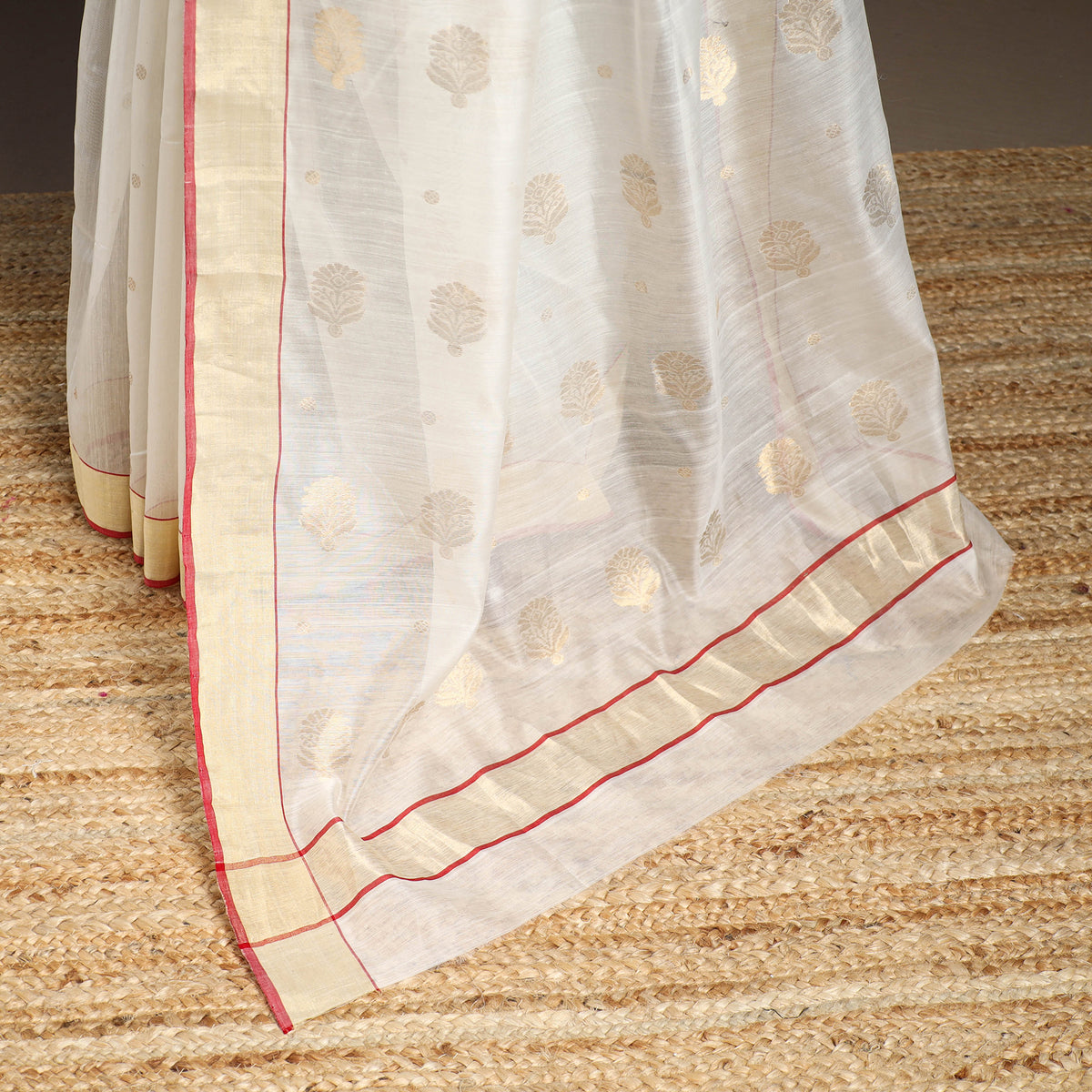 White - Handloom Zari Work Chanderi Silk Saree 24