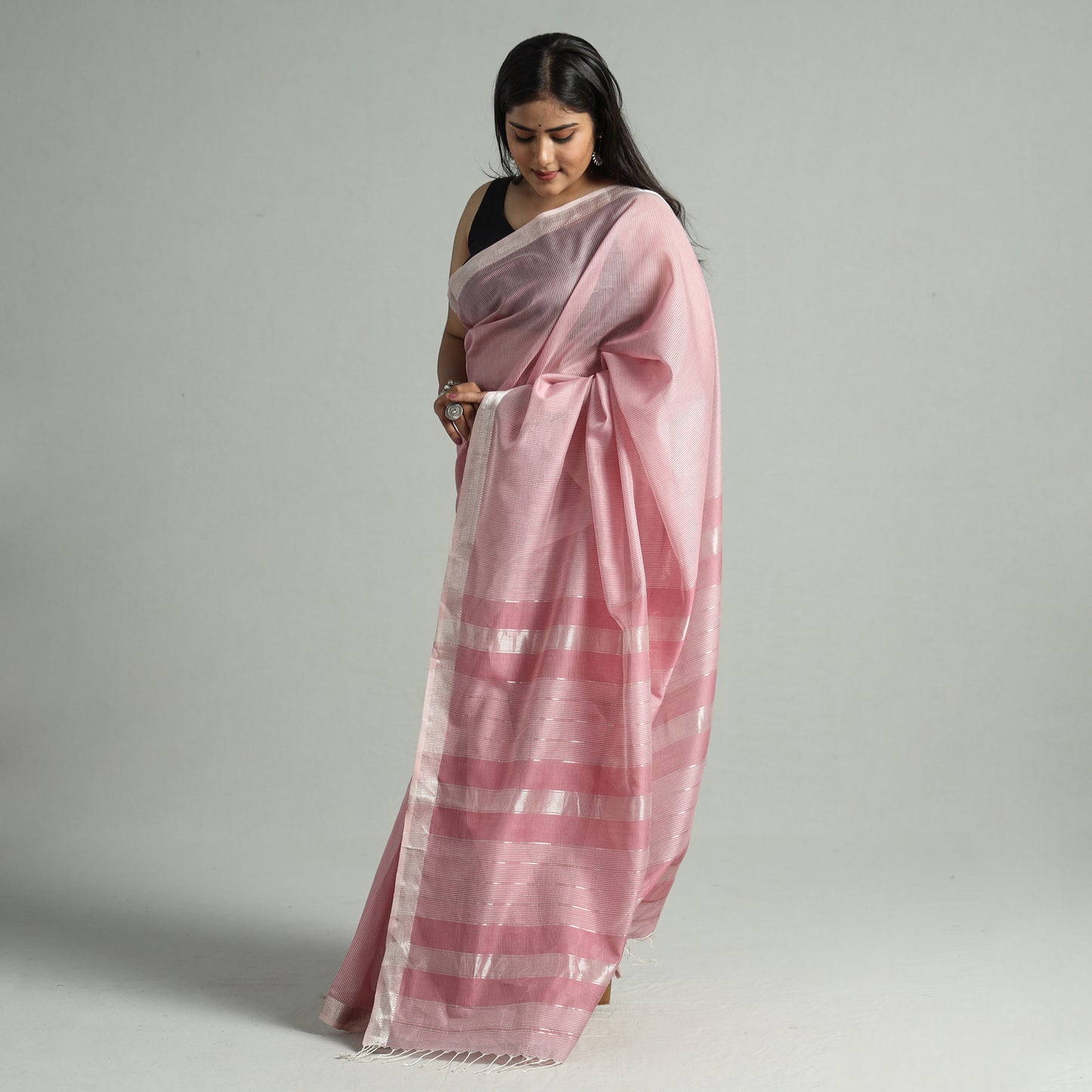 Pink - Traditional Maheshwari Silk Handloom Zari Work Saree 26