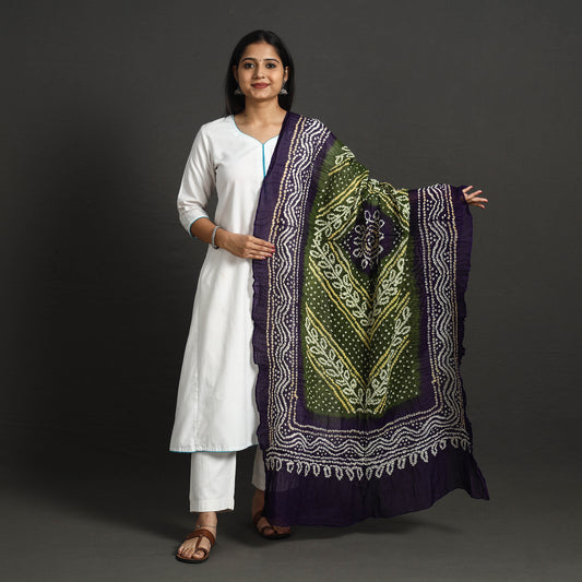 Green - Kutch Tie-Dye Cotton Bandhani Dupatta 02