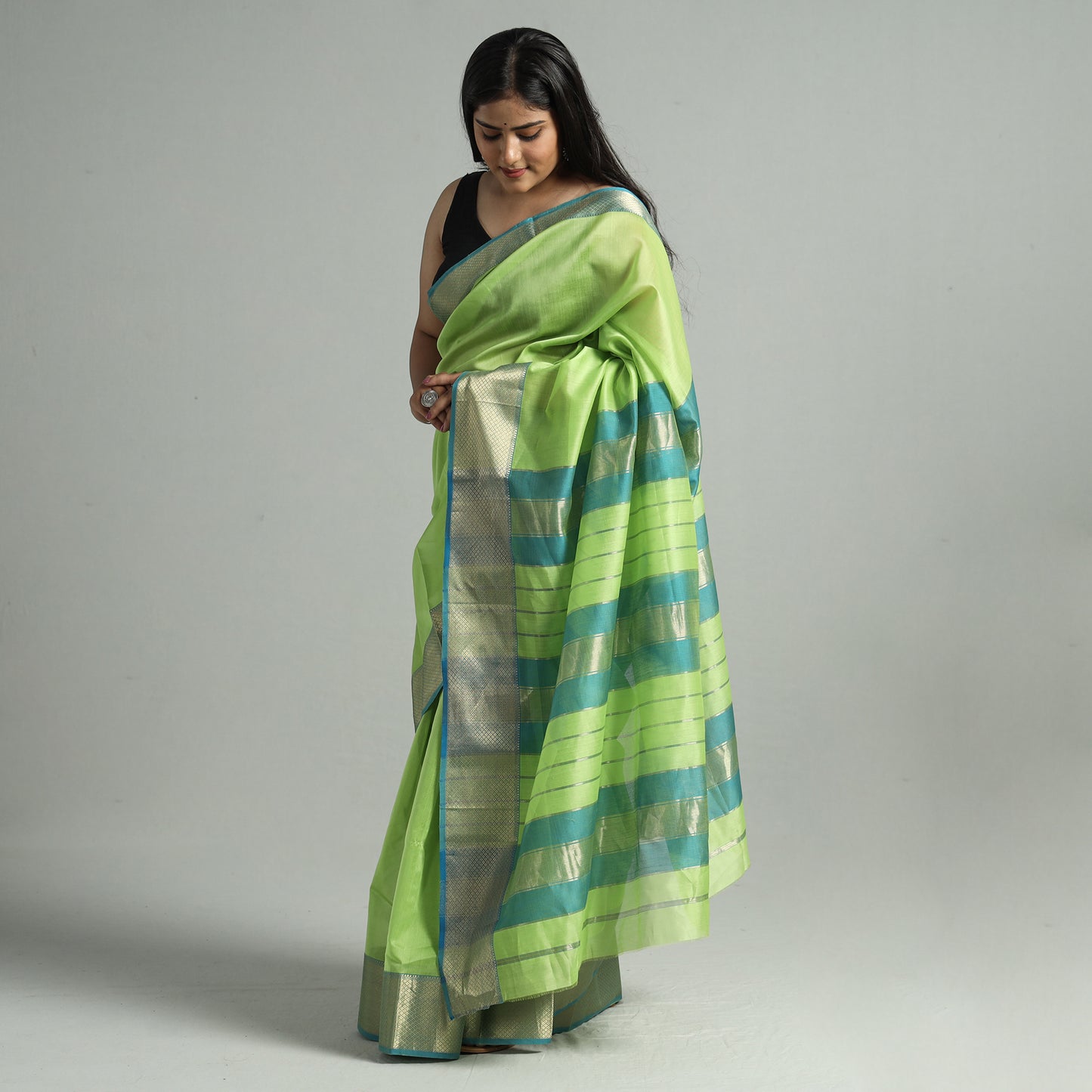 Green - Traditional Maheshwari Silk Handloom Zari Work Saree 32