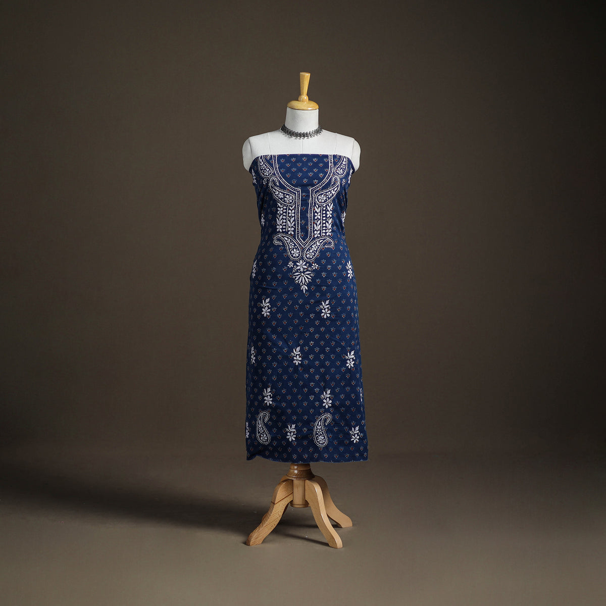 Lucknowi Chikankari Hand Embroidered Cotton Unstitched Kurta Material (2.5M) 39
