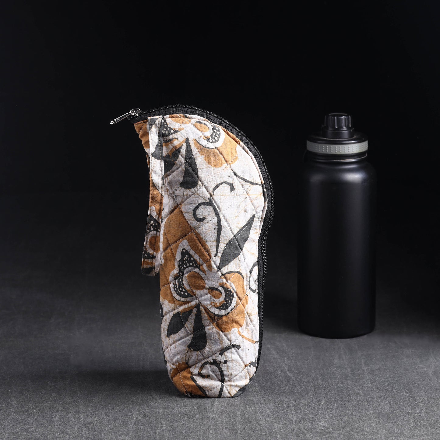 White Handmade Cotton 1L Water Bottle Cover