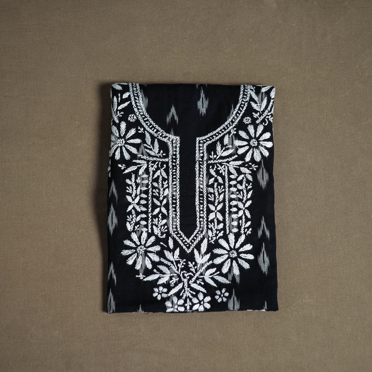 Lucknowi Chikankari Hand Embroidered Cotton Unstitched Kurta Material (2.5M) 17