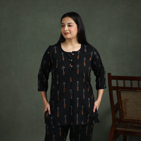 Pochampally Ikat Cotton Night Suit Set for Women 08