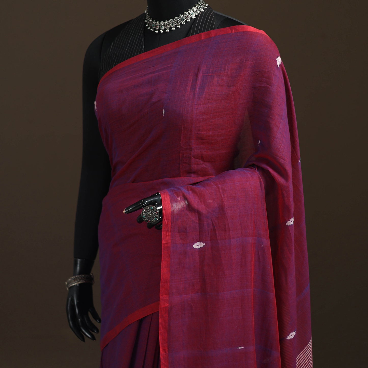 Bengal Pure Mul Cotton Jamdani Saree with Tassels 13