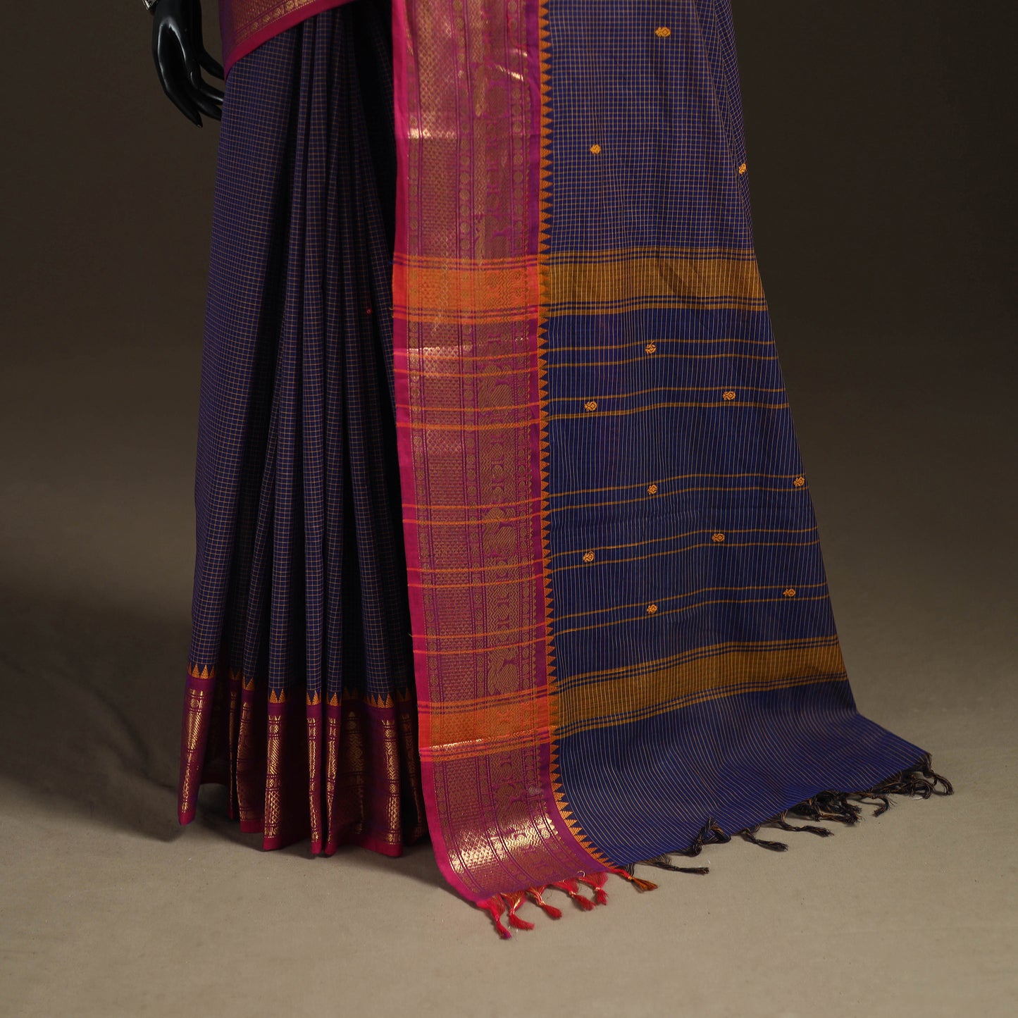 Checks Buti Cotton Zari Border Kanchipuram Saree 04
