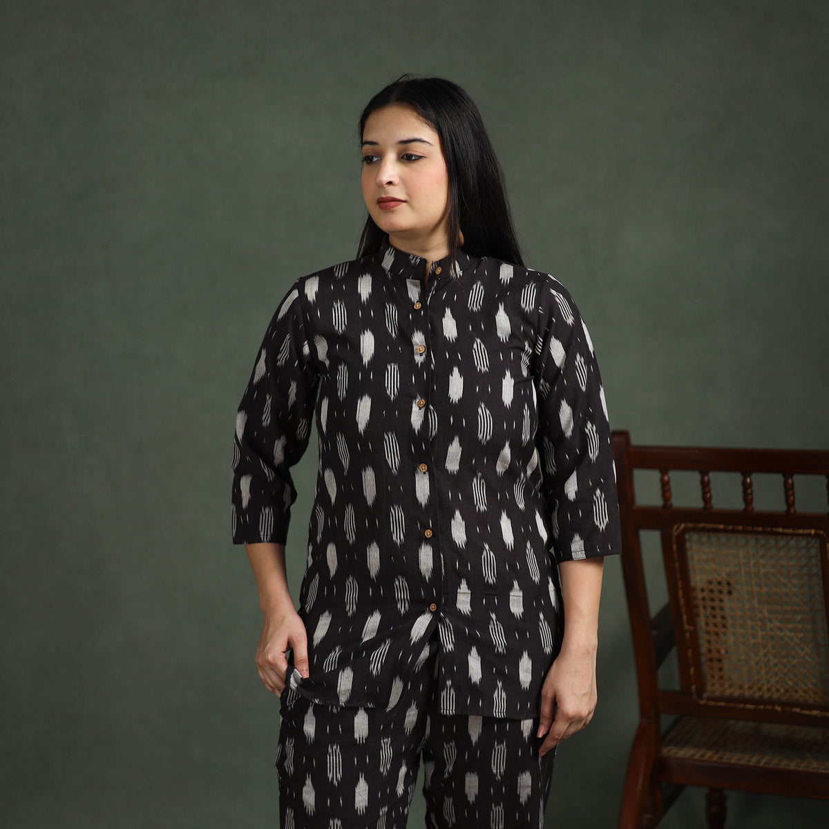 Pochampally Ikat Cotton Night Suit Set for Women 01