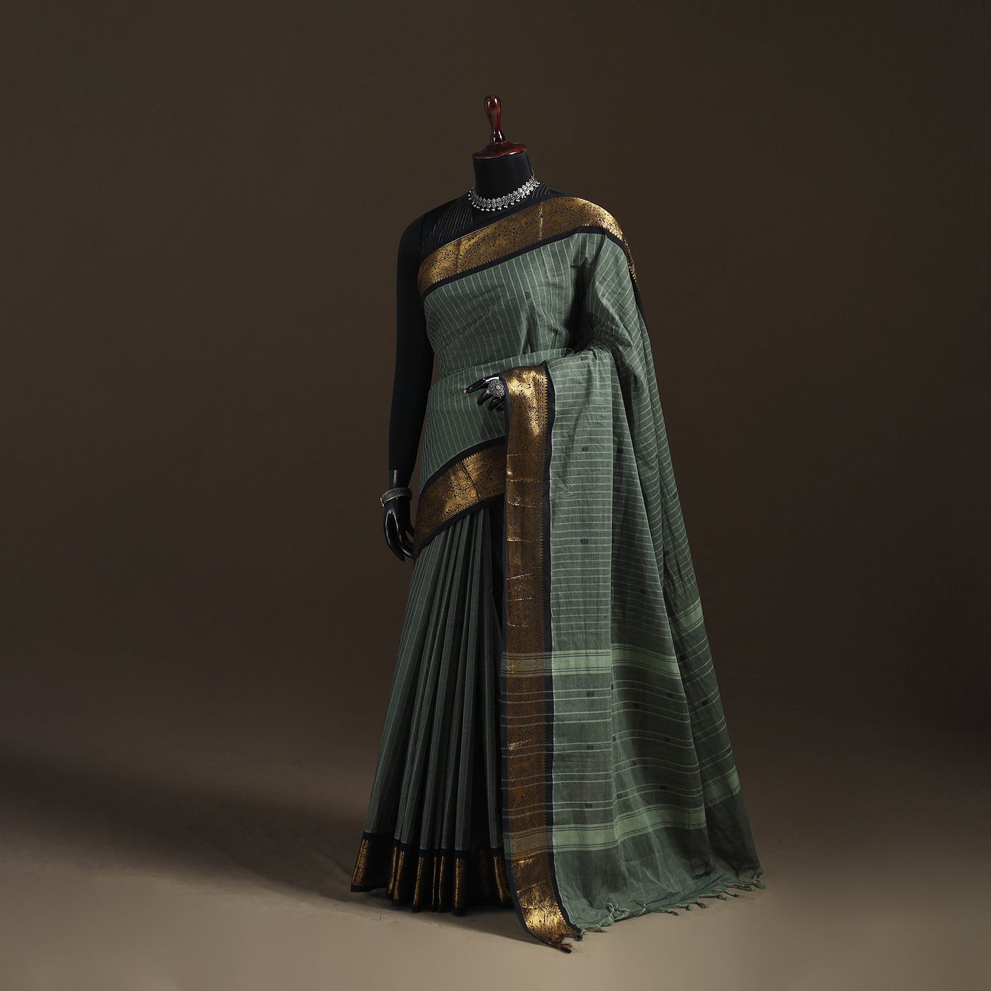 Stripes Buti Cotton Zari Border Kanchipuram Saree 05
