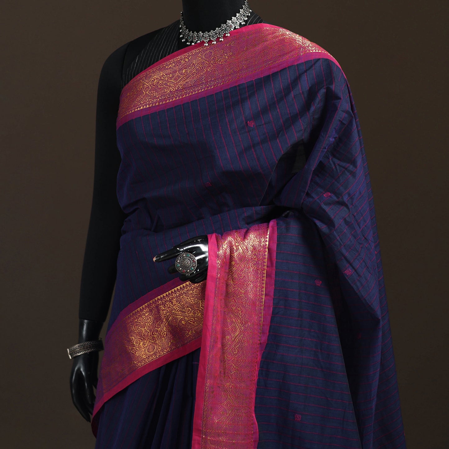 Stripes Buti Cotton Zari Border Kanchipuram Saree 07