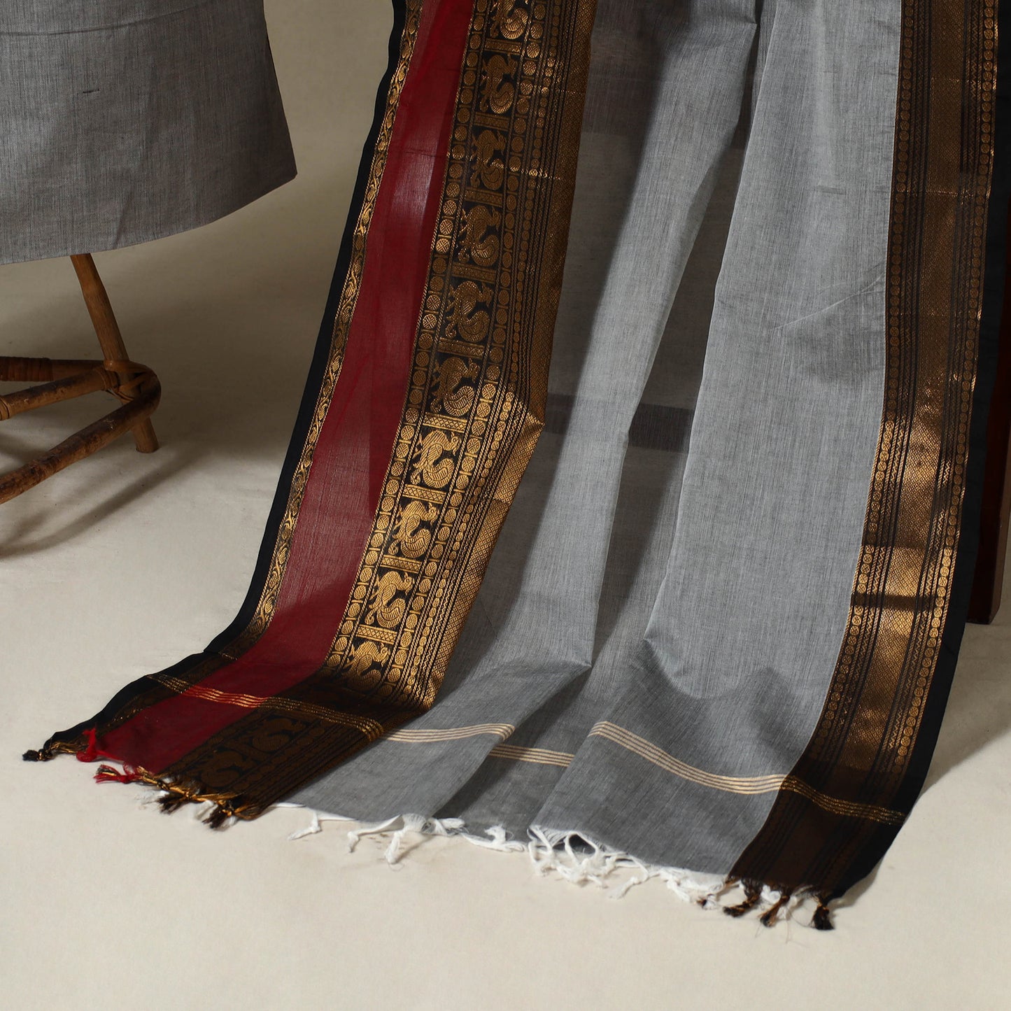 Grey 2pc Kandangi Chettinad Dress Material with Jewellery Set