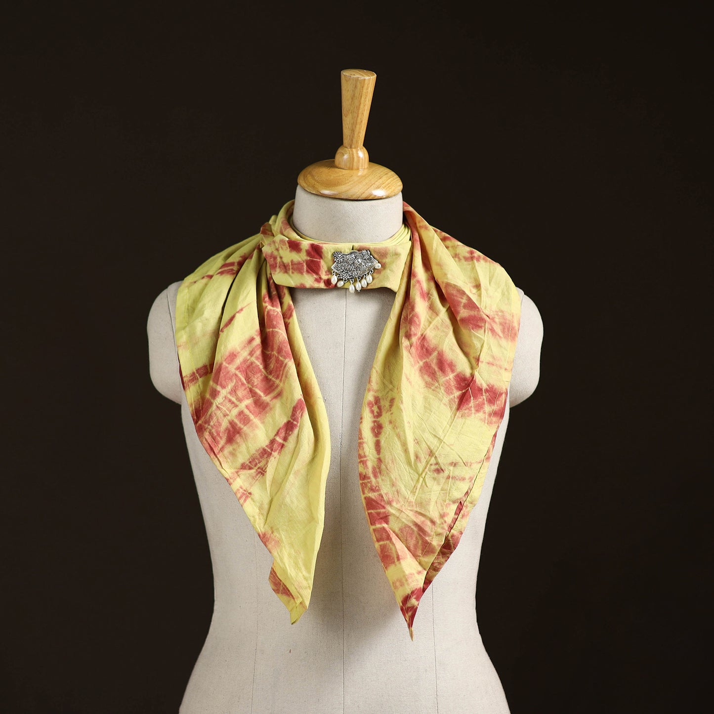 Shibori Tie-Dye Cotton Brooch Scarf 17