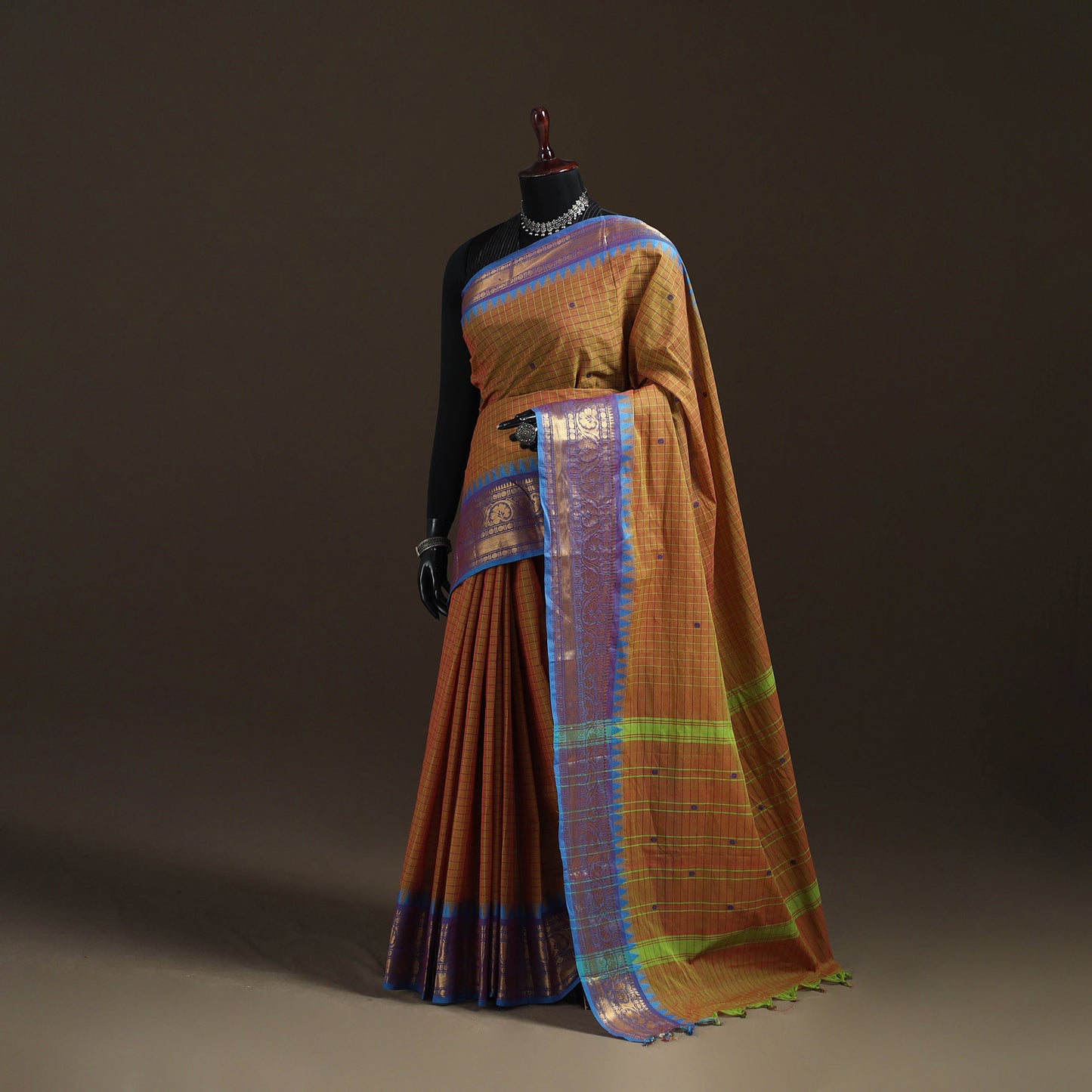 Checks Buti Cotton Zari Border Kanchipuram Saree 10