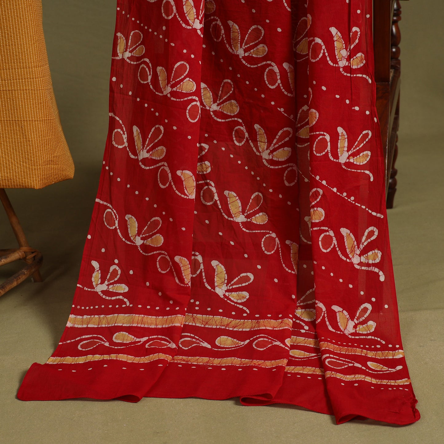 Yellow 2pc Unstitched Plain Dress Material with Jewellery Set