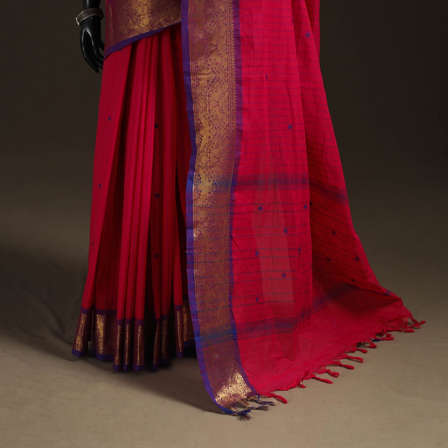 Stripes Buti Cotton Zari Border Kanchipuram Saree 14
