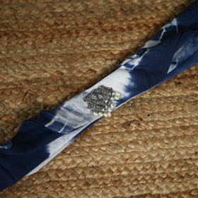 Shibori Tie-Dye Cotton Brooch Scarf 04