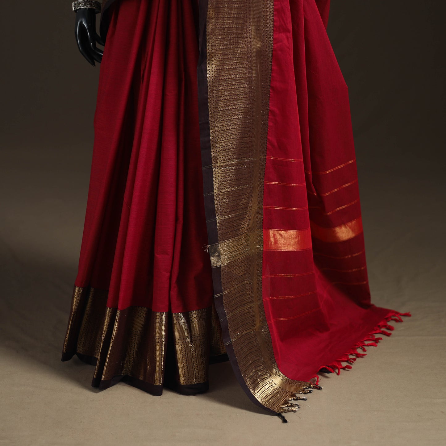 Chettinad Woven Cotton Saree with Border 14