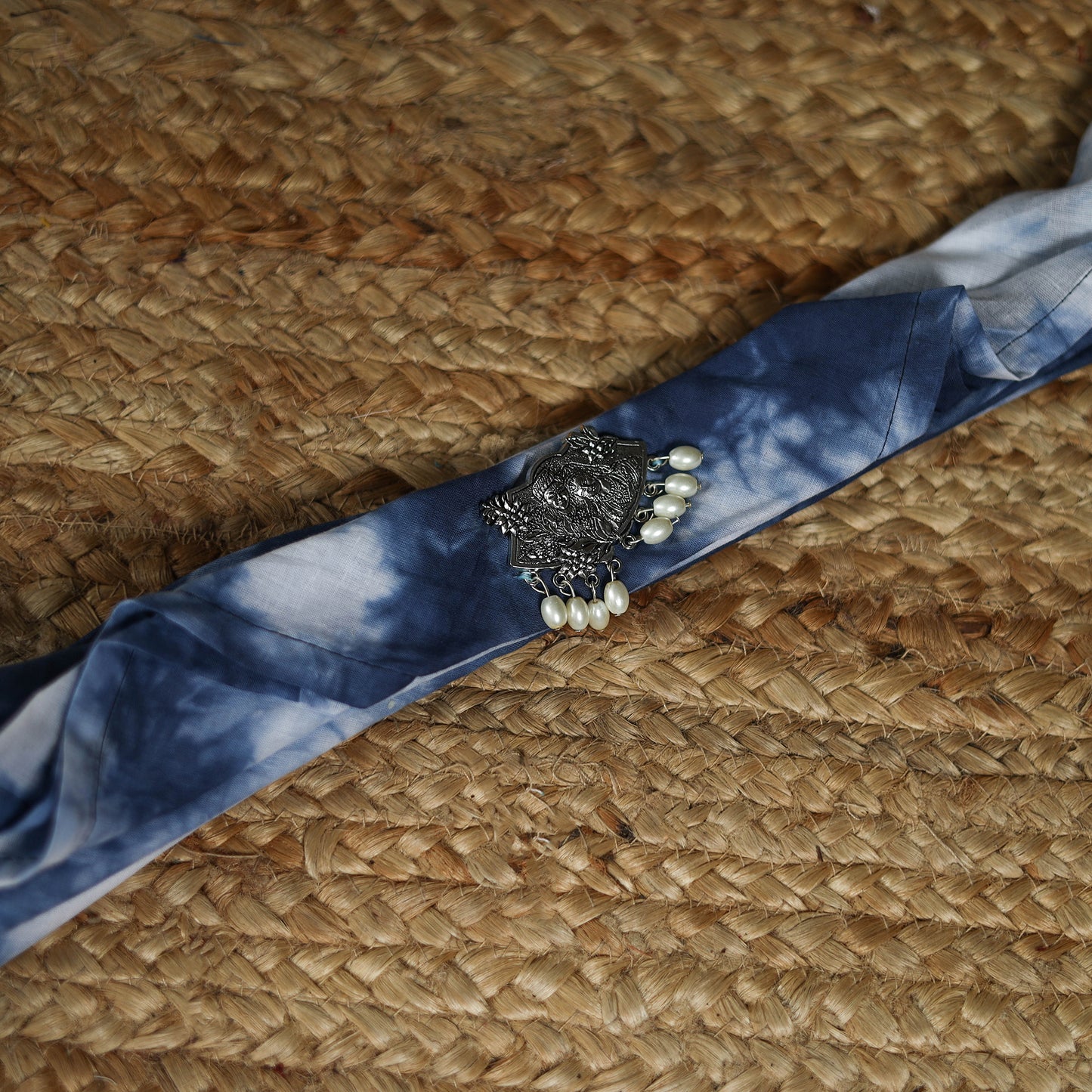 Shibori Tie-Dye Cotton Brooch Scarf 07