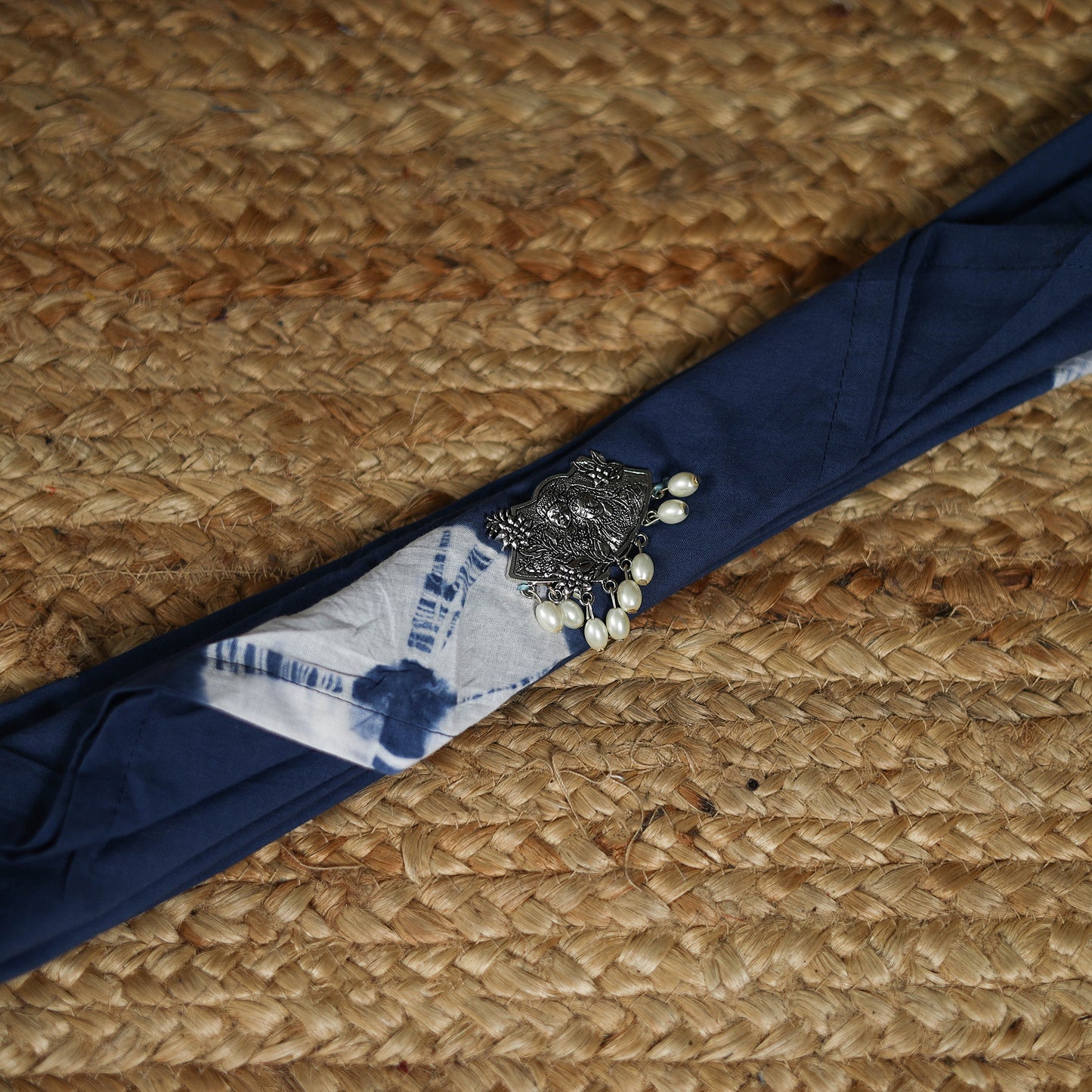 Shibori Tie-Dye Cotton Brooch Scarf 08