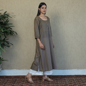 Light Brown - Mulmalai Cotton Plain Dyed A-Line Kurta