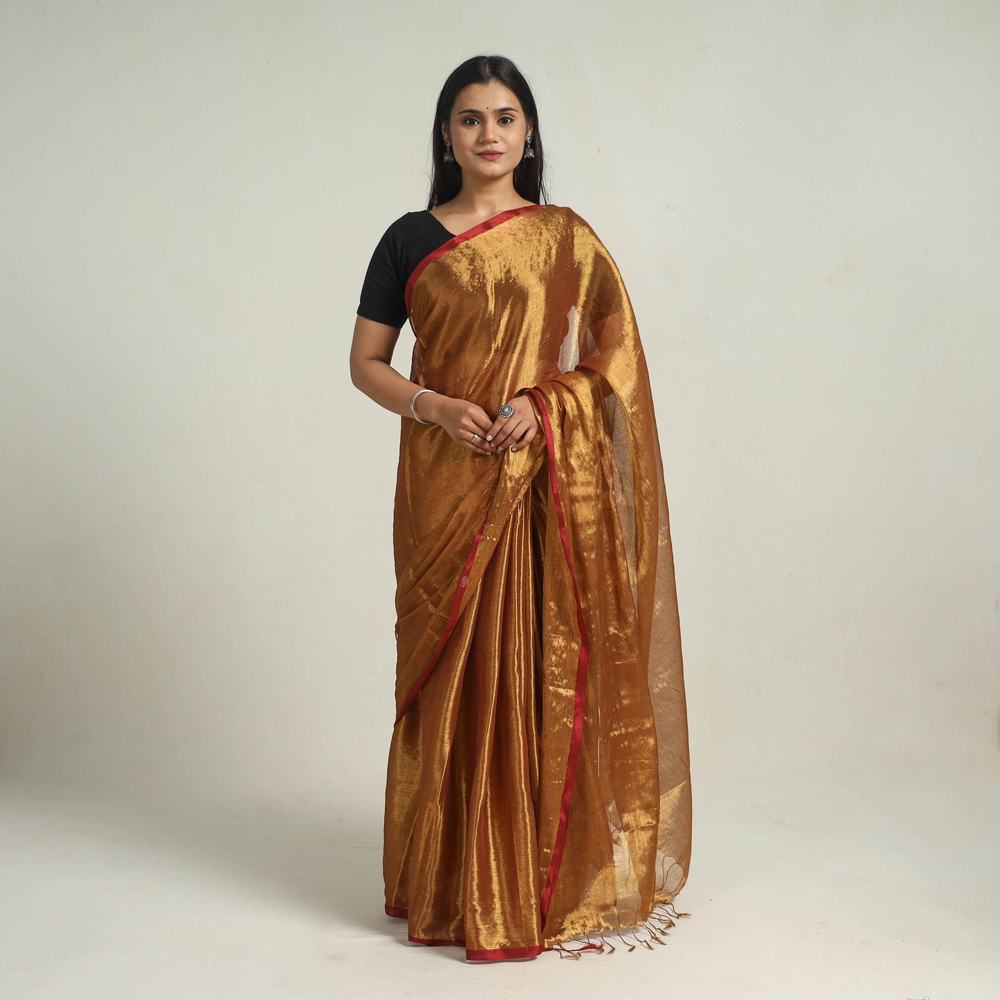 Bengal Fine Tissue Zari Saree 08