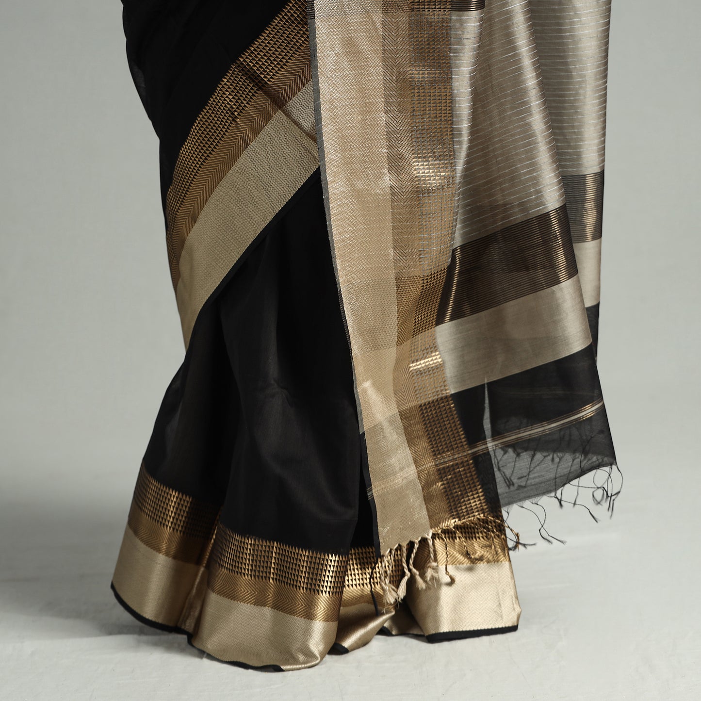 Black - Traditional Maheshwari Silk Handloom Saree with Resham Zari Border 66