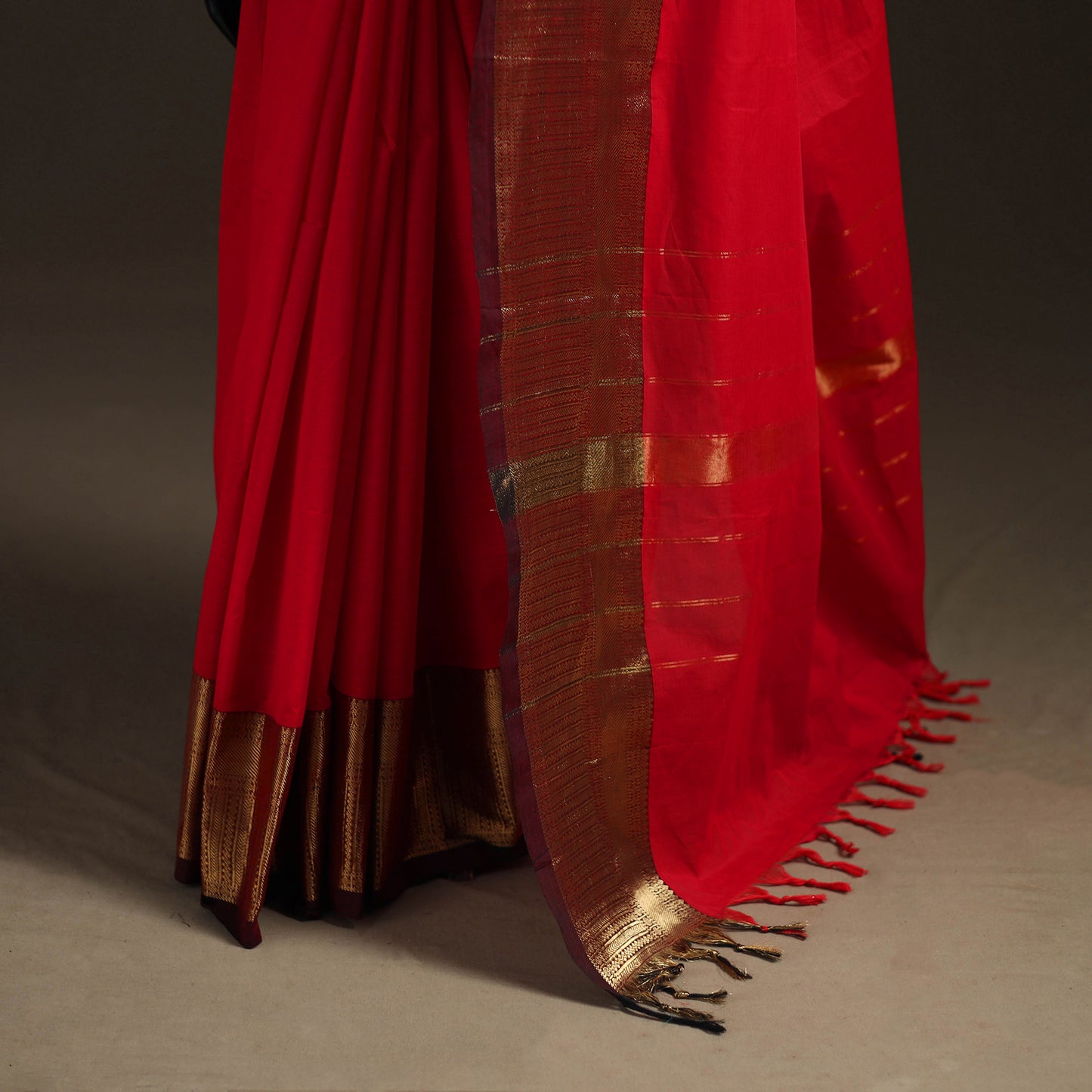 Red - Chettinad Woven Cotton Saree with Border 18