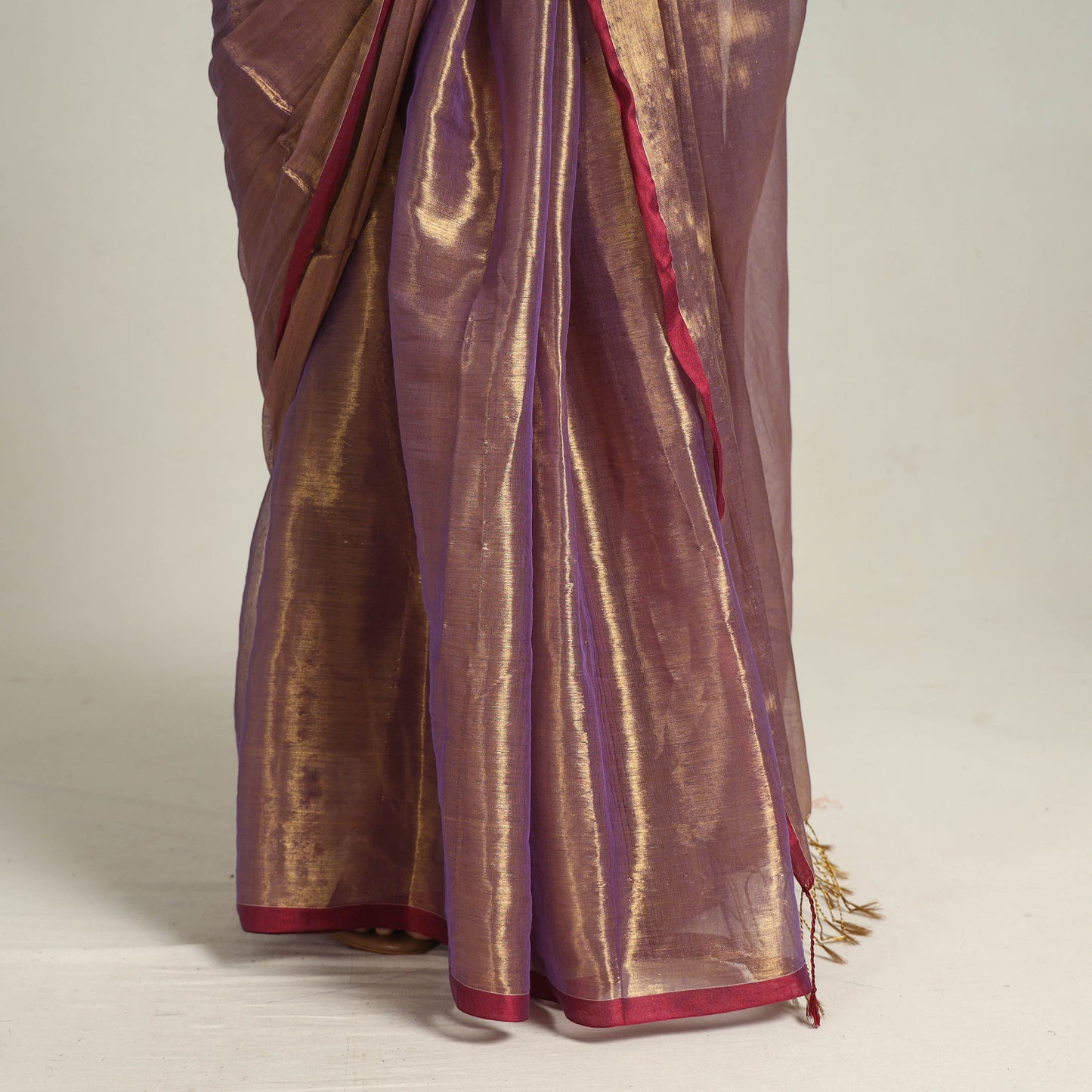 Bengal Fine Tissue Zari Saree 13