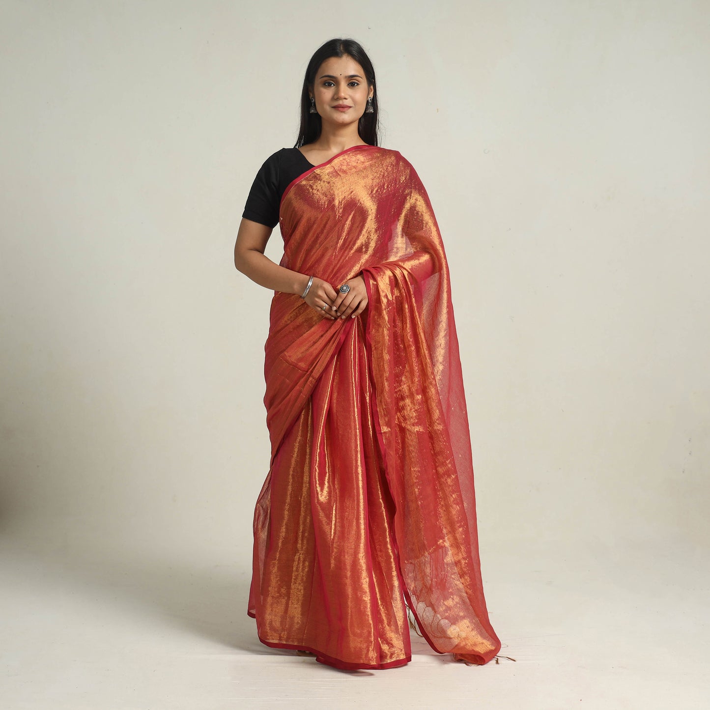 Bengal Fine Tissue Zari Saree 15