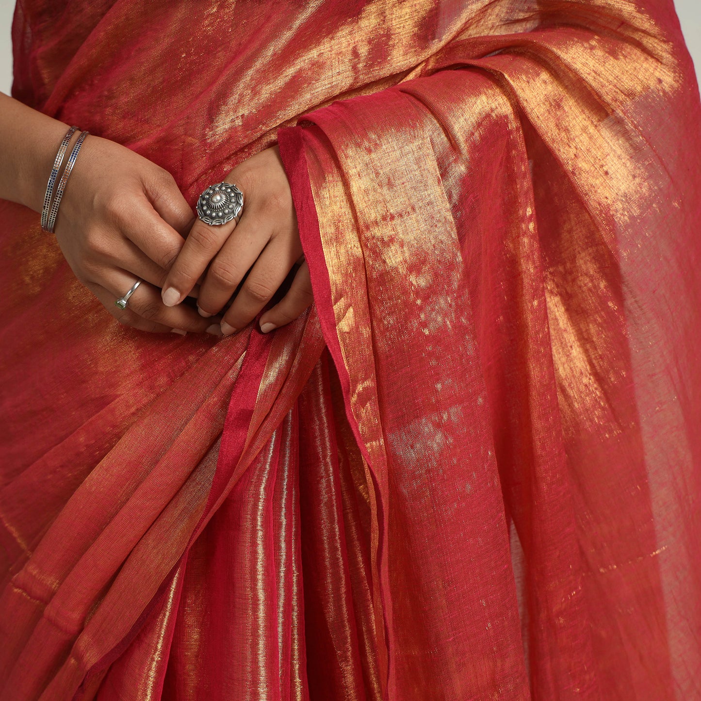 Bengal Fine Tissue Zari Saree 15