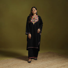 Pink - Handwoven Aari Embroidered Kashmiri Merino Wool Pheran with Palazzo Set 07