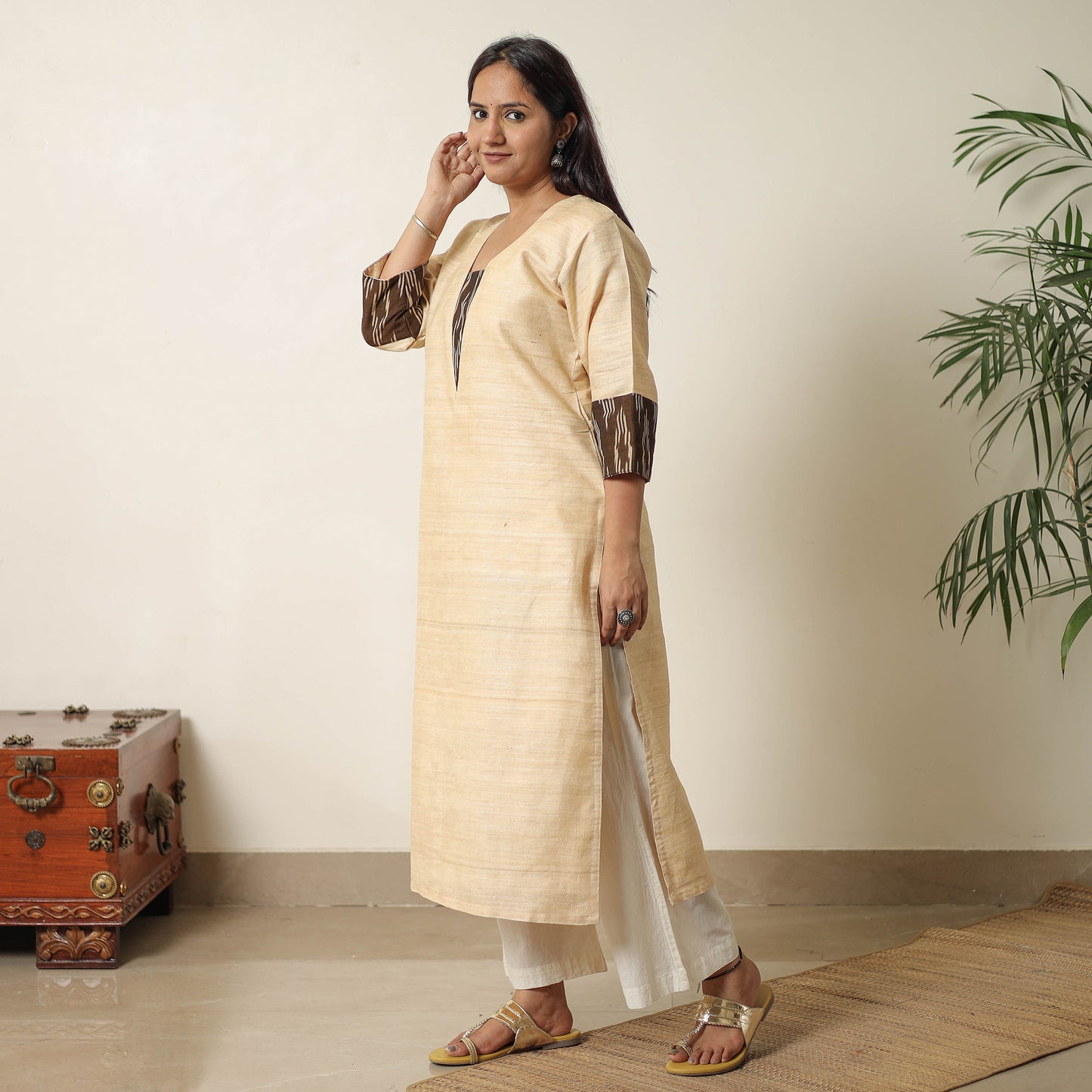 Beige - Bhagalpuri Handwoven Desi Tussar Silk Straight Kurta 13