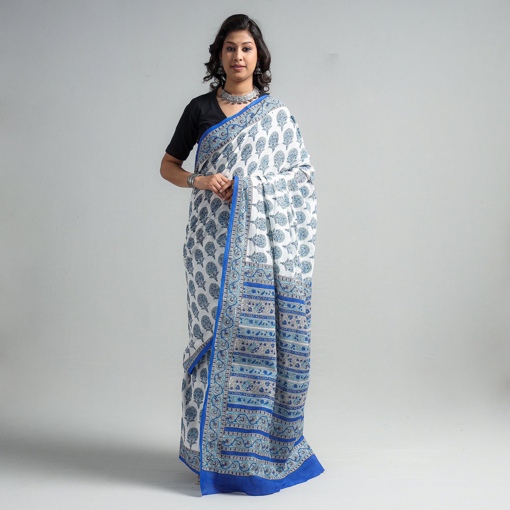 Ikat Sarees - Buy Handloom Ikat Saree Online | iTokri l iTokri आई.टोकरी