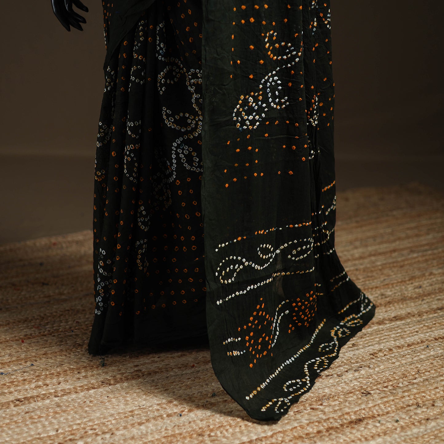 Green - Kutch Tie-Dye Pure Mul Cotton Rai Bandhani Saree with Blouse Piece 08