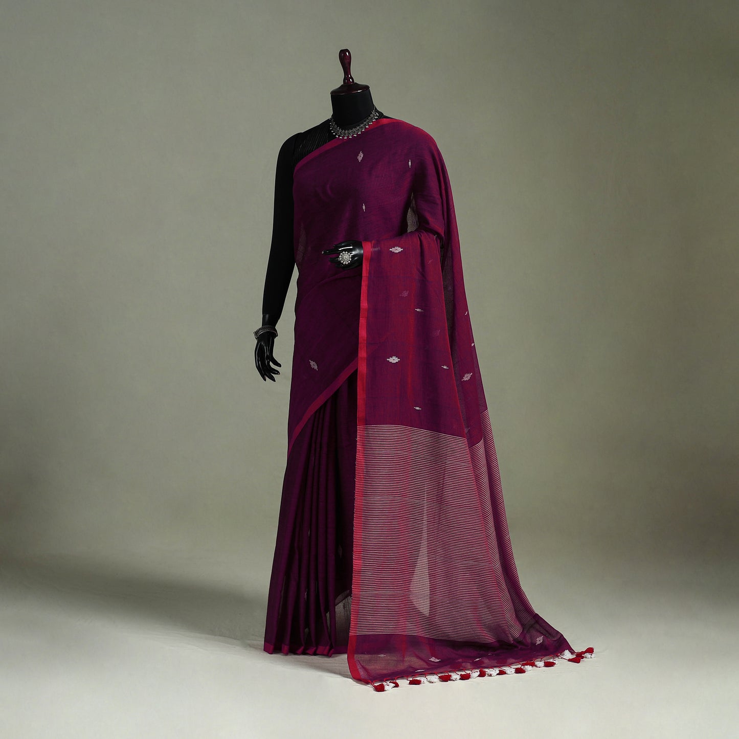 Handloom Pure Mul Cotton Phulia Jamdani Saree with Tassels  07