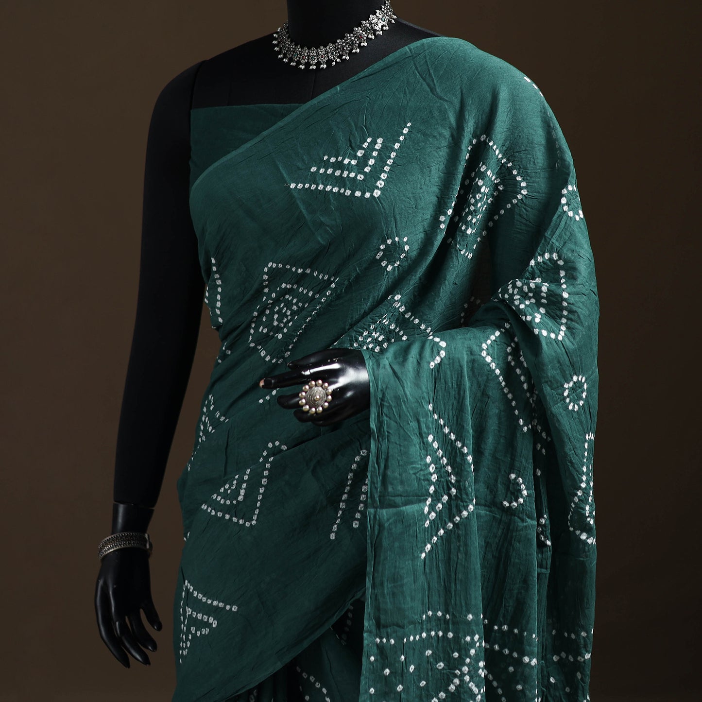 Green - Kutch Tie-Dye Pure Mul Cotton Rai Bandhani Saree with Blouse Piece 15