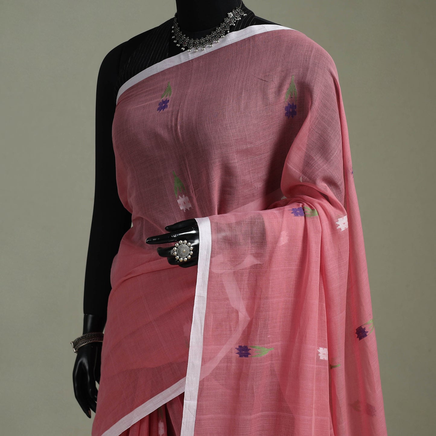 Handloom Pure Mul Cotton Phulia Jamdani Saree with Tassels  19