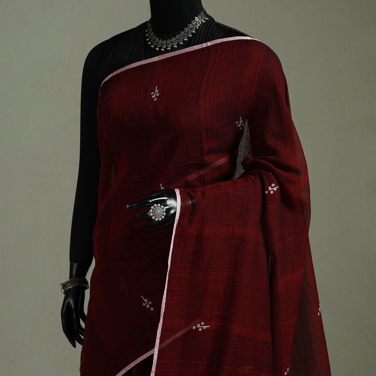 Handloom Pure Mul Cotton Phulia Jamdani Saree with Tassels  21