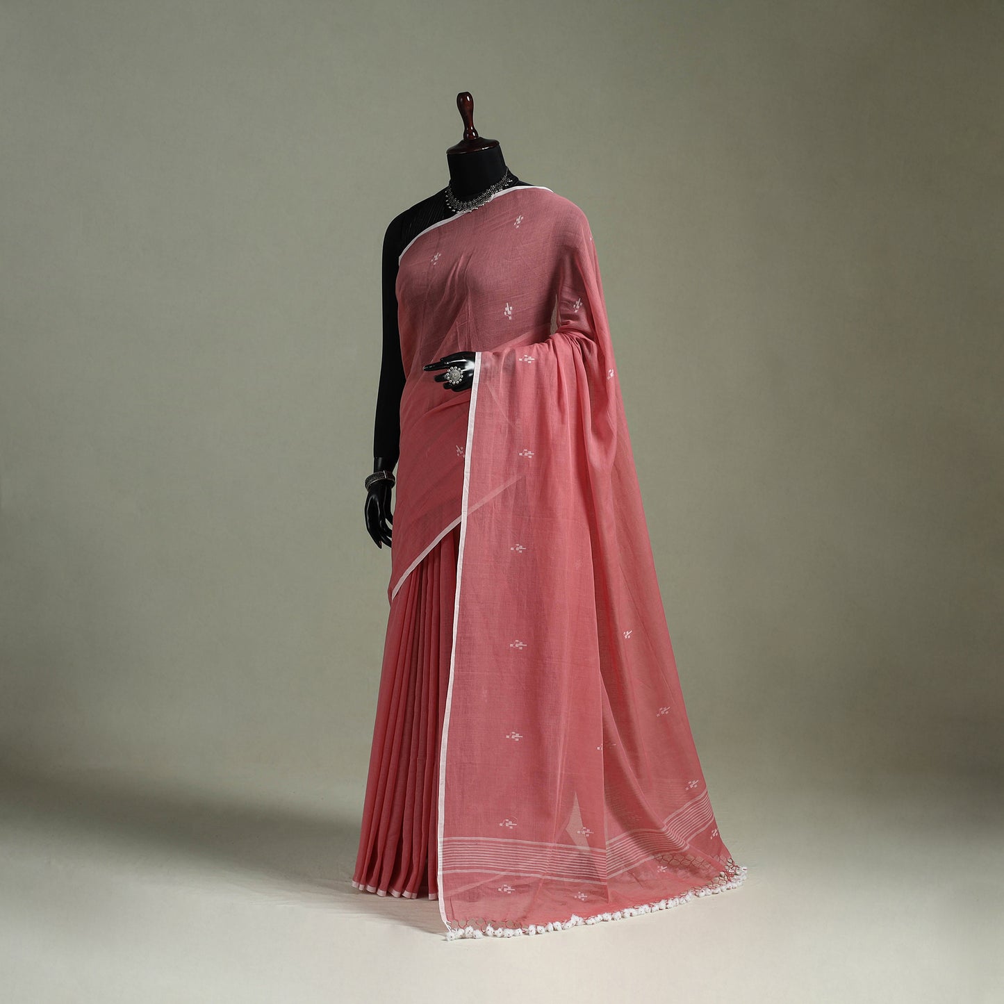 Handloom Pure Mul Cotton Phulia Jamdani Saree with Tassels  25