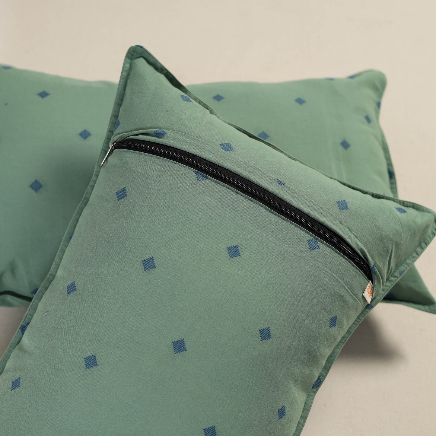 Jacquard Weave Pillow Cover (Set of 2) 15