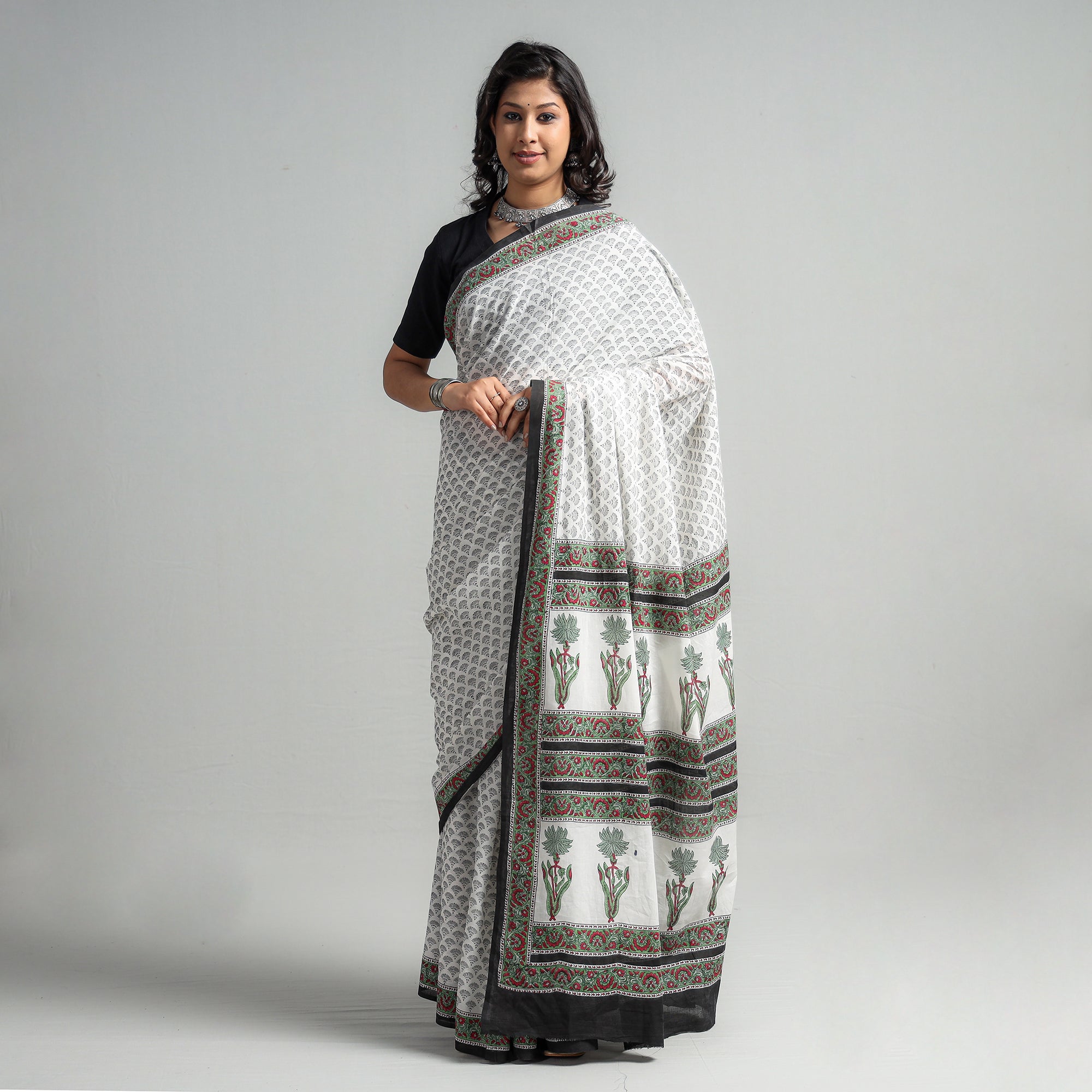 Buy Traditional Challapalli Plain Handloom Cotton Saree Online at iTokri.com  by ARTISAN DIRECT BY CREATIVE DIGNITY l iTokri आई.टोकरी